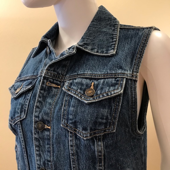 Forever 21 Denim Vest - Picture 13 of 16
